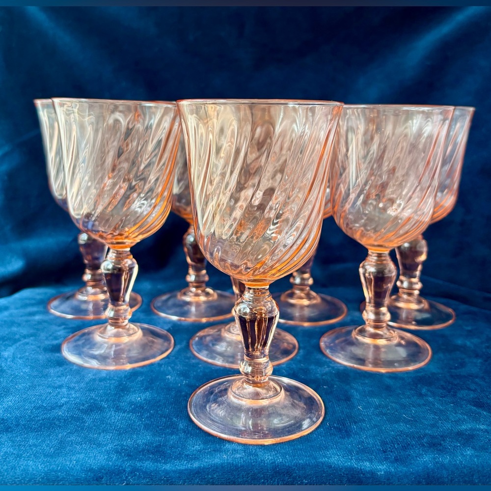Set of 8 Vintage Luminarc France Rosaline Pink Optic Swirl Wine Glasses